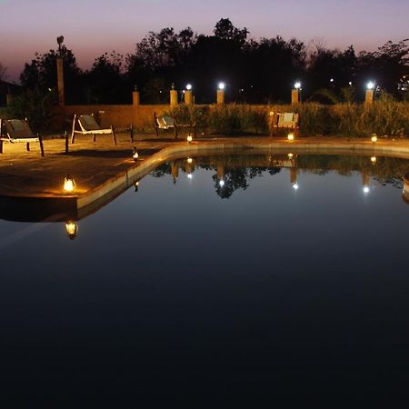 Kanha Village Eco Resort Bagian luar foto