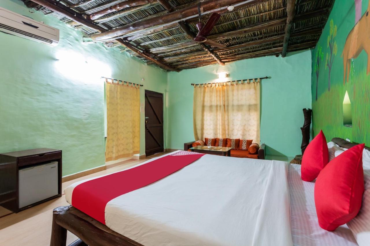 Kanha Village Eco Resort Bagian luar foto